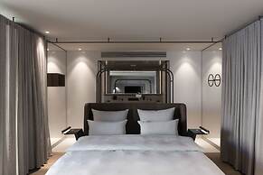 b'mine Frankfurt Airport