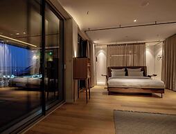 b'mine Frankfurt Airport