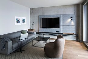 b'mine Frankfurt Airport