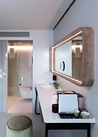 b'mine Frankfurt Airport