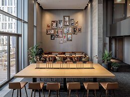 b'mine Frankfurt Airport