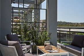 NLH KERAMEIKOS - Neighborhood Lifestyle Hotels