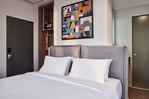 NLH KERAMEIKOS - Neighborhood Lifestyle Hotels