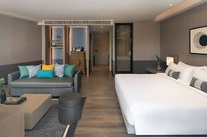 Cross Pattaya Pratamnak