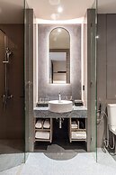 Cross Pattaya Pratamnak