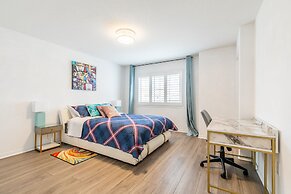 GLOBALSTAY. Modern 3-4 Bedroom Town