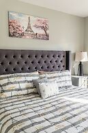 GLOBALSTAY. Modern 3-4 Bedroom Town