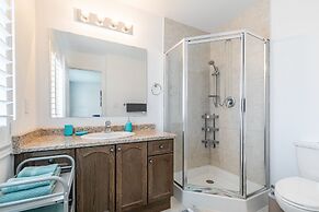 GLOBALSTAY. Modern 3-4 Bedroom Town