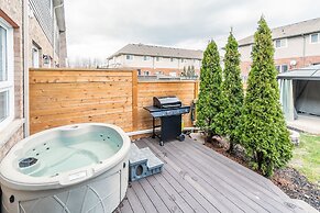 GLOBALSTAY. Modern 3-4 Bedroom Town