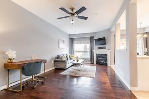 GLOBALSTAY. Modern 3-4 Bedroom Town