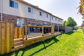 GLOBALSTAY. Modern 3-4 Bedroom Town