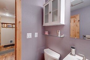 23sw - Luxurious - Wi-fi - Fireplace - Sleeps 4 2 Bedroom Home by Reda