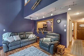 23sw - Luxurious - Wi-fi - Fireplace - Sleeps 4 2 Bedroom Home by Reda