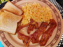 Linda Propiedad de 5 Habitaciones