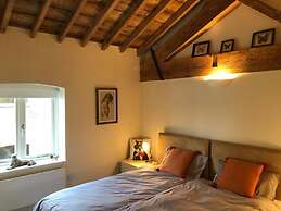 Riverside Penthouse Apartment