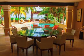 Esciros Luxury Villa