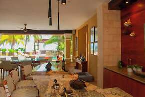 Esciros Luxury Villa