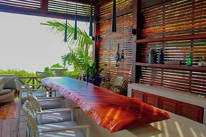 Esciros Luxury Villa