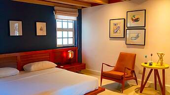 Esciros Luxury Villa