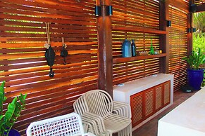 Esciros Luxury Villa