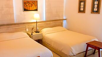 Esciros Luxury Villa