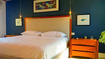 Esciros Luxury Villa