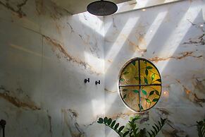 Esciros Luxury Villa