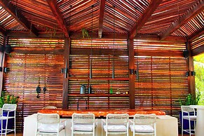 Esciros Luxury Villa