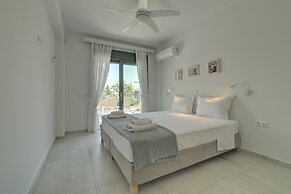 Ouzo Stone House 2, with private pool