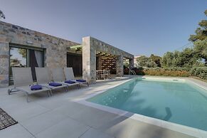 Ouzo Stone House 2, with private pool