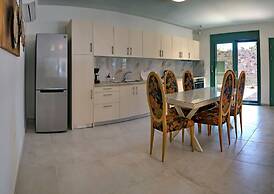 Ouzo Stone House 2, with private pool