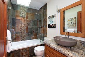 Luxury 5 Bedroom Blueberry Chalet