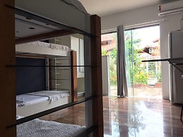 Suites Jurere Internacional