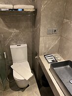 Fieris Hotel Rawamangun