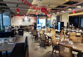 Fieris Hotel Rawamangun