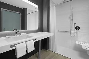 AC Hotel St. Louis Central West End