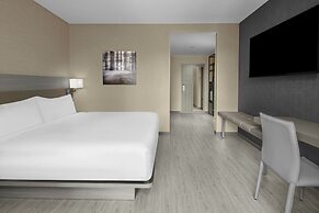 AC Hotel St. Louis Central West End