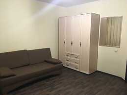 Apartments on Fabrichnaya 9