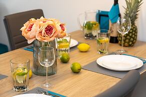 Cztery Pory Roku by Renters