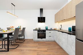 Cztery Pory Roku by Renters