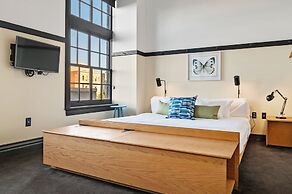 The Maverick by Kasa