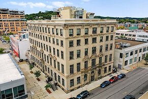 The Maverick by Kasa