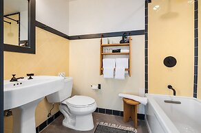 The Maverick by Kasa