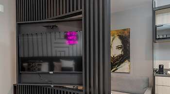 Smart Charlie Consolação