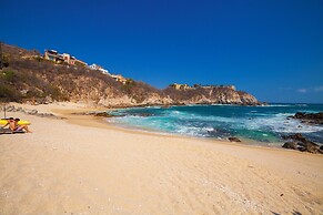 Coral Blue Huatulco All Inclusive