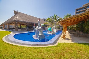 Coral Blue Huatulco All Inclusive