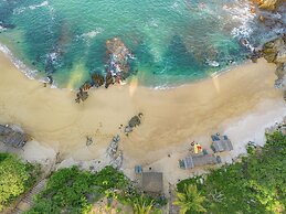 Coral Blue Huatulco All Inclusive