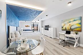 Global Luxury Suites at The Arches