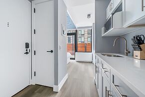 Global Luxury Suites at The Arches