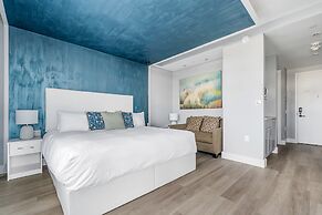 Global Luxury Suites at The Arches